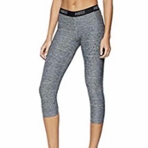 Nike Victory Wrap Graphic Print Cropped Leggings Capri Pant‎ Women’s size Small